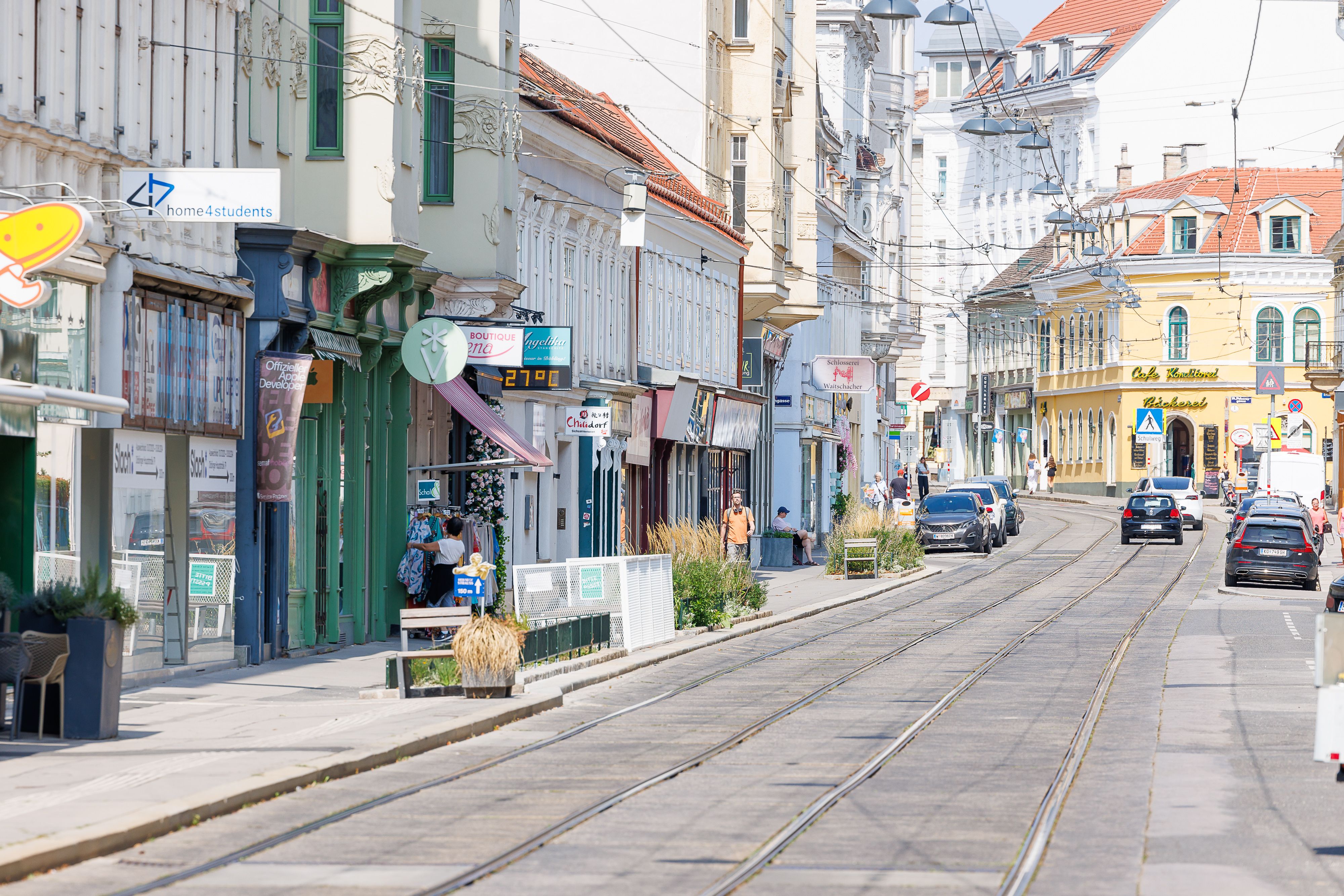 Foto: Straße im 19. Wiener Gemeindebezirk - Döbling