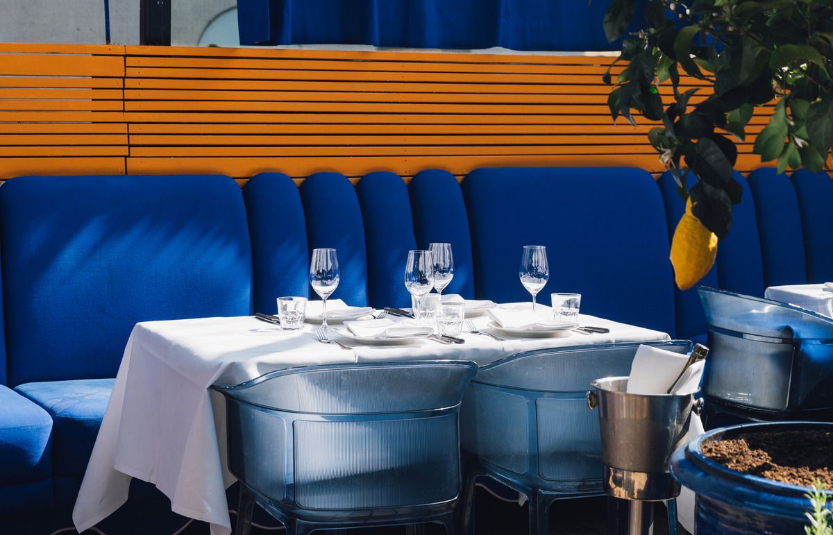 Foto: Cellini_Tisch mit Gläsern