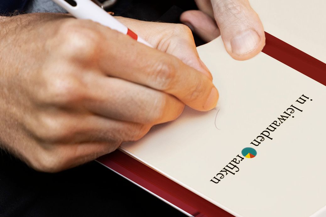 Foto: Lesung "Wiener Bezirke in leiwanden Grafiken" 