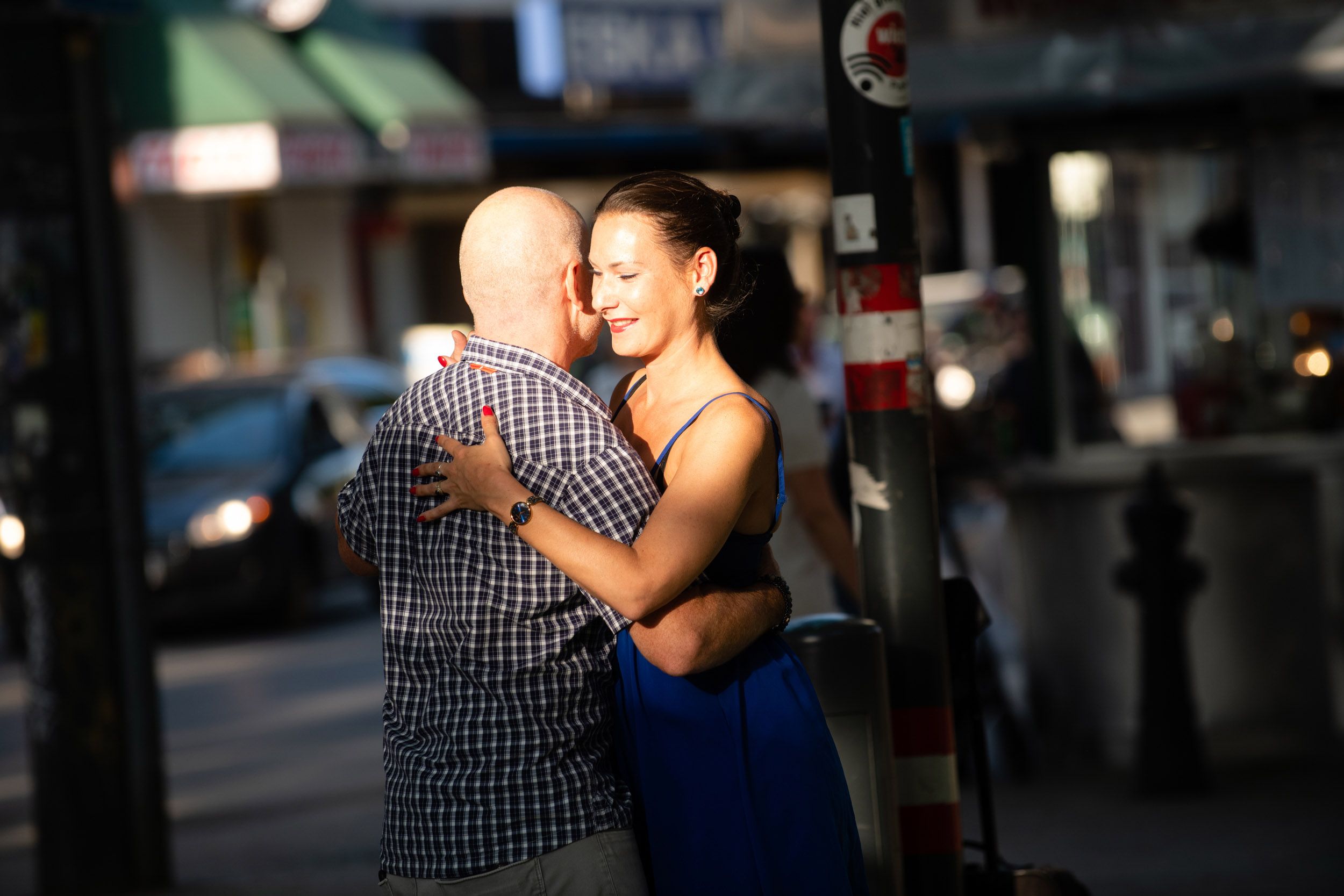 Foto: Paar tanzt Walzer