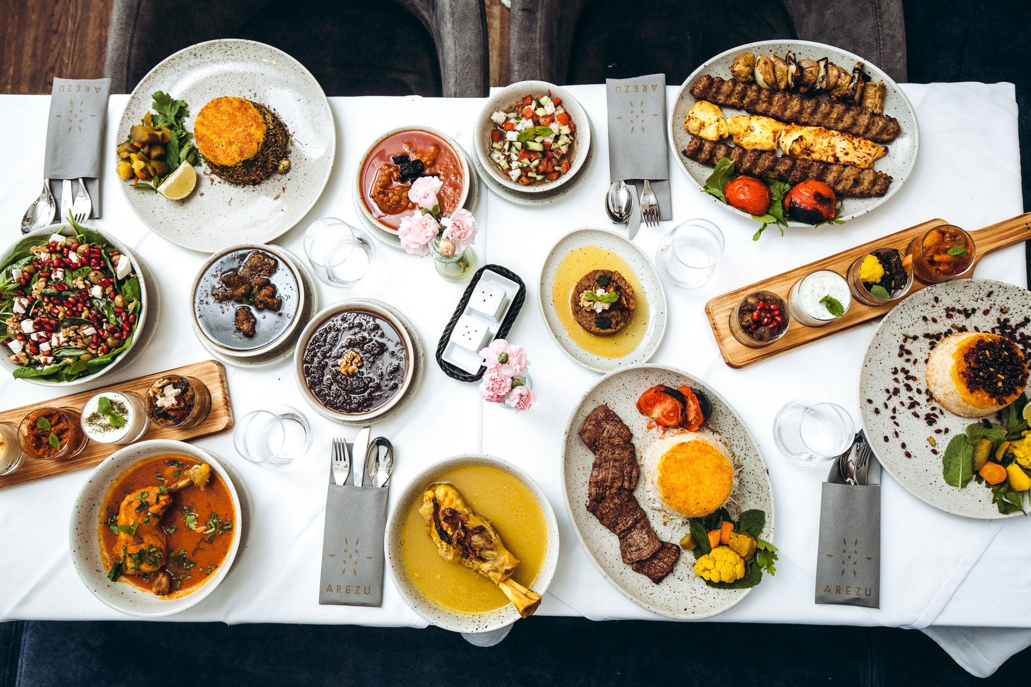 Foto: Verschiedene persische Gerichte