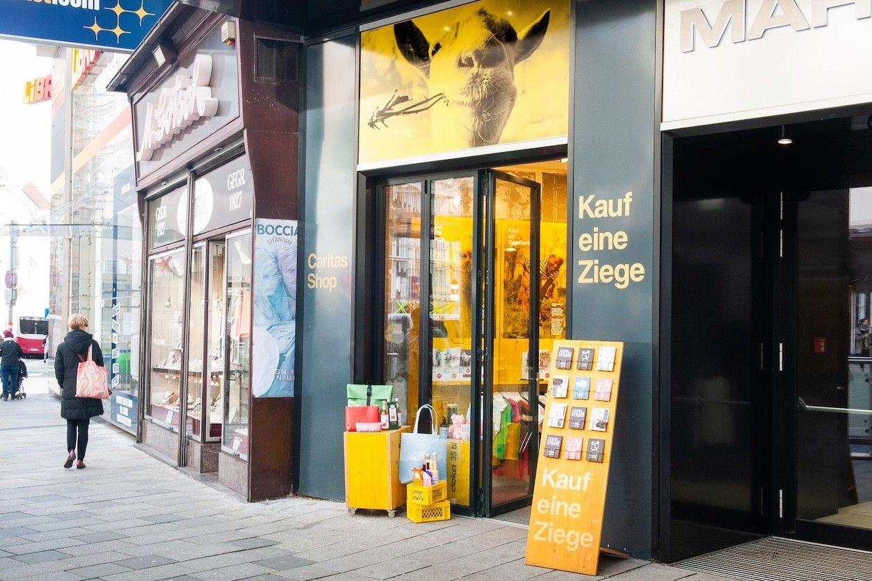 Foto: Caritas Shop Eingangsbereich
