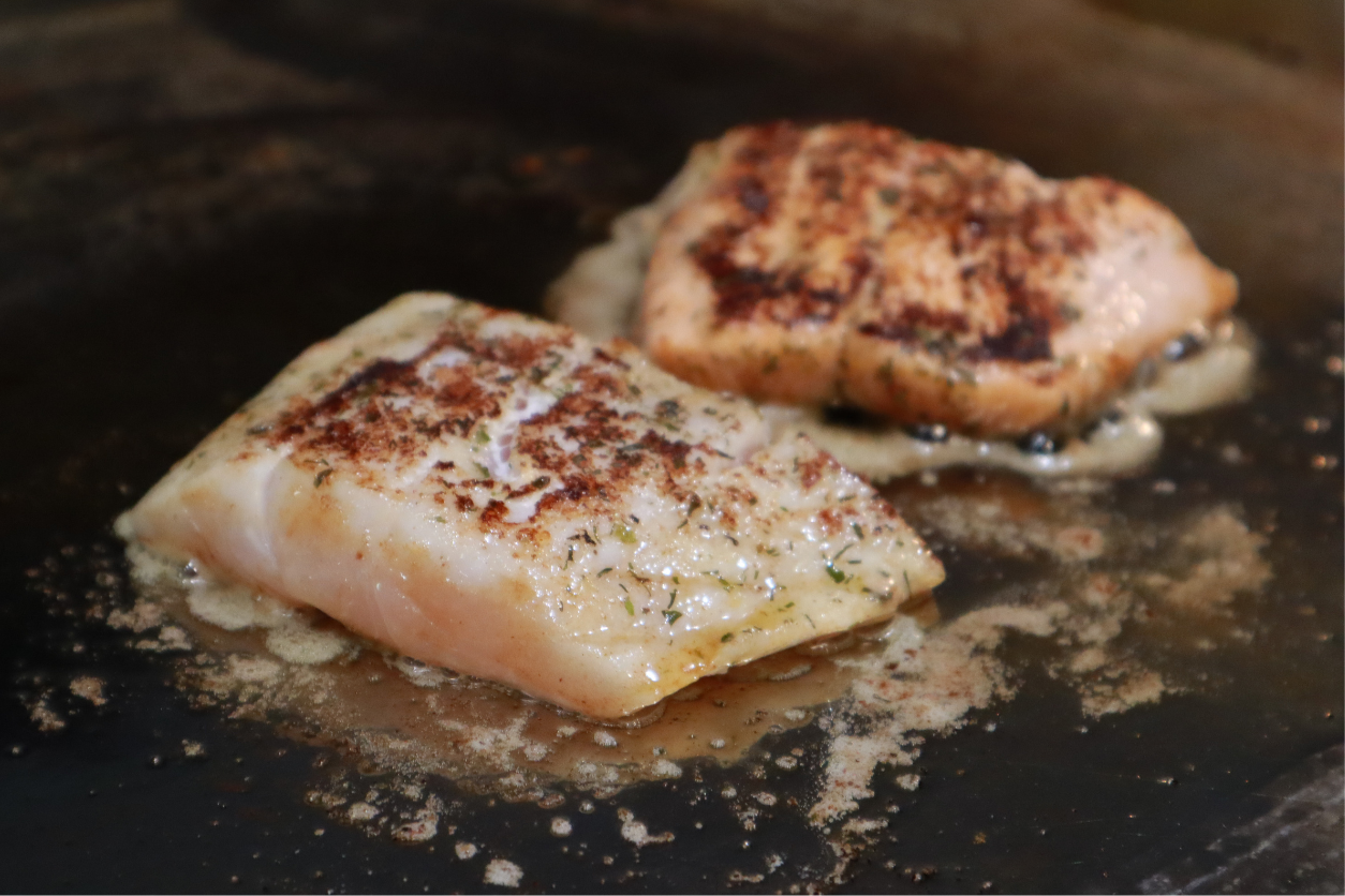 Foto: Fischfilets werden gebraten