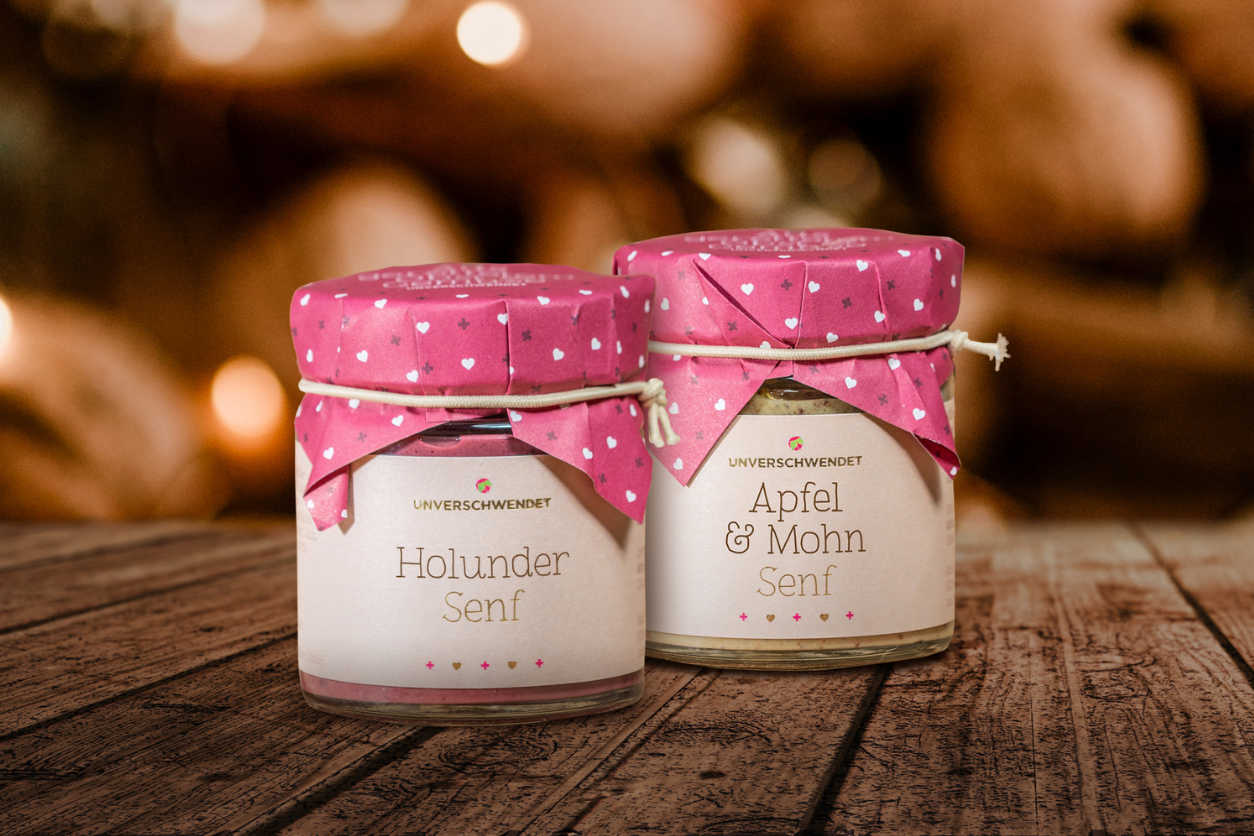 Foto: Gläser mit Senf